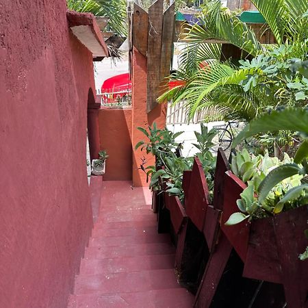 Black Jaguar Hostel บากาลาร์ ภายนอก รูปภาพ