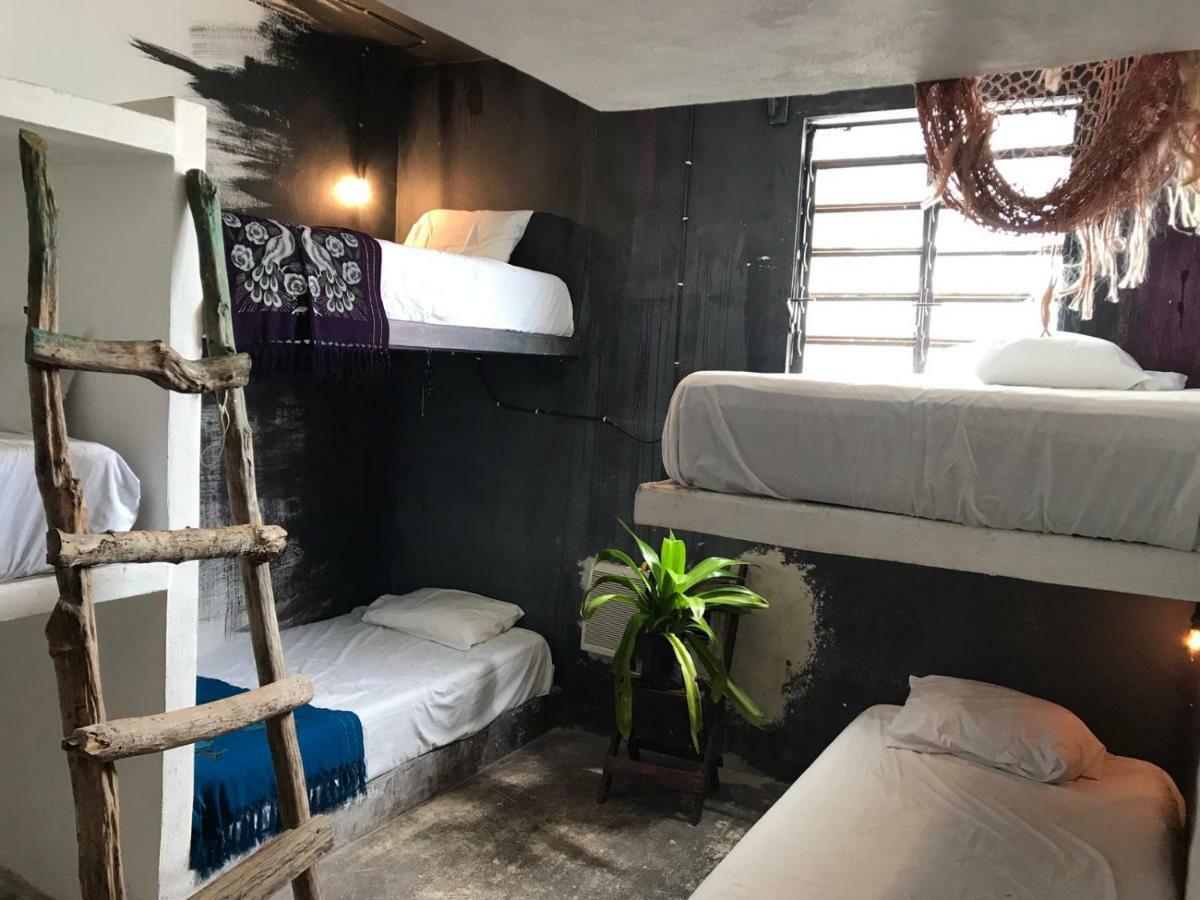 Black Jaguar Hostel บากาลาร์ ภายนอก รูปภาพ