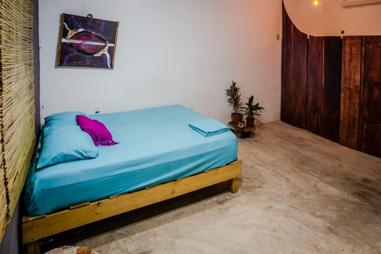 Black Jaguar Hostel บากาลาร์ ภายนอก รูปภาพ