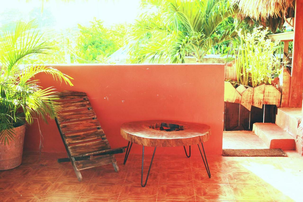 Black Jaguar Hostel บากาลาร์ ภายนอก รูปภาพ
