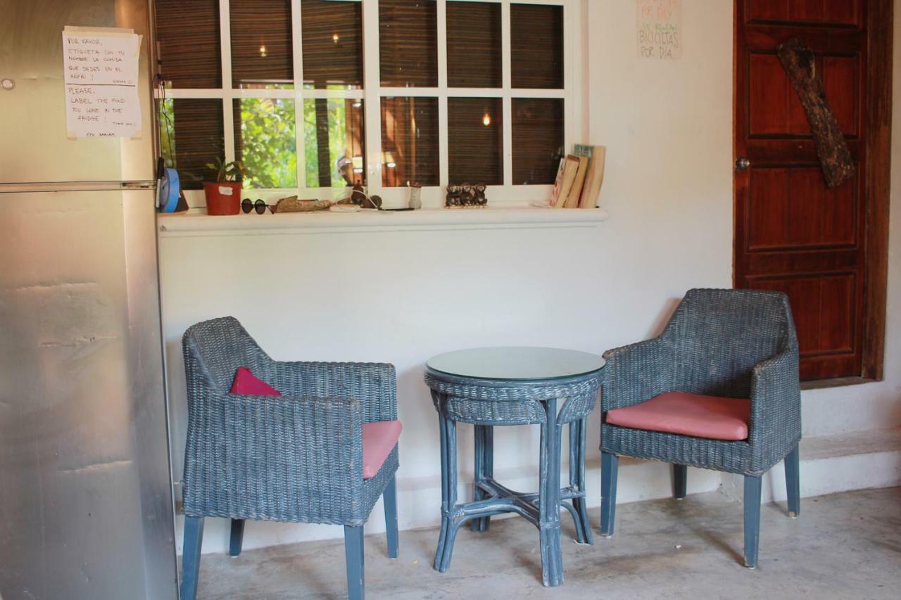 Black Jaguar Hostel บากาลาร์ ภายนอก รูปภาพ